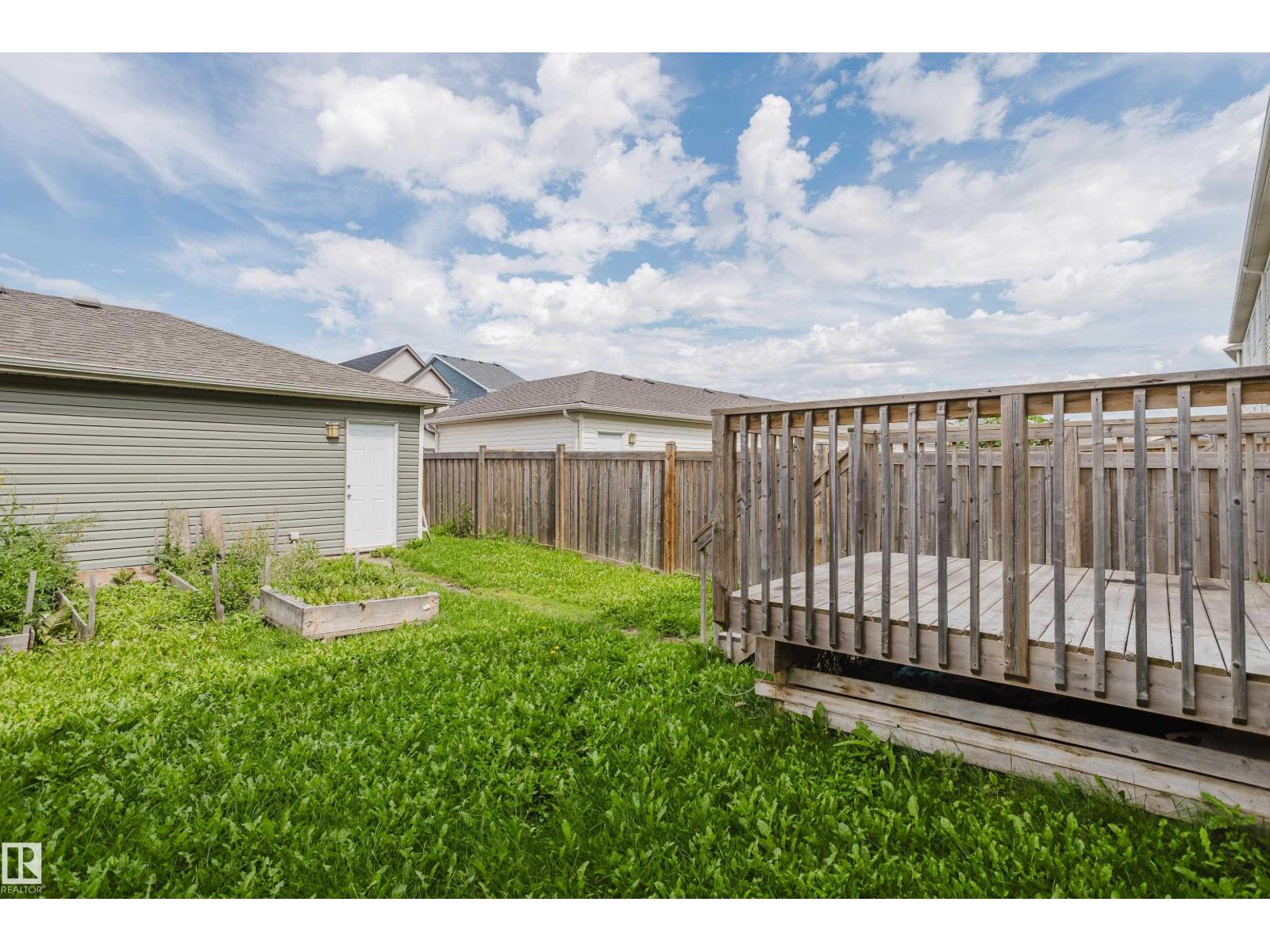 Photo 2 of 8144 Chappelle Wy Sw, Edmonton AB