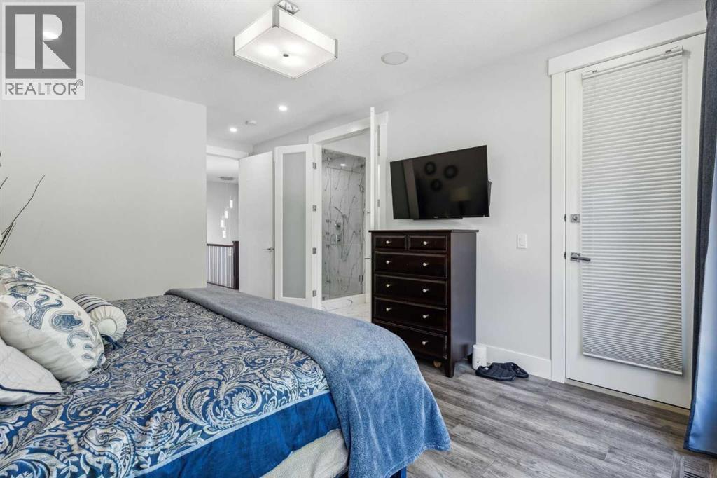 Single Family House for Sale in   Street SW Glenbrook Calgary 