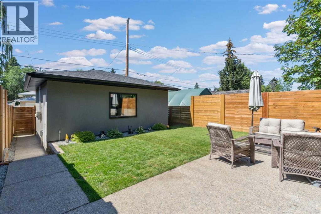Single Family House for Sale in   Street SW Glenbrook Calgary 