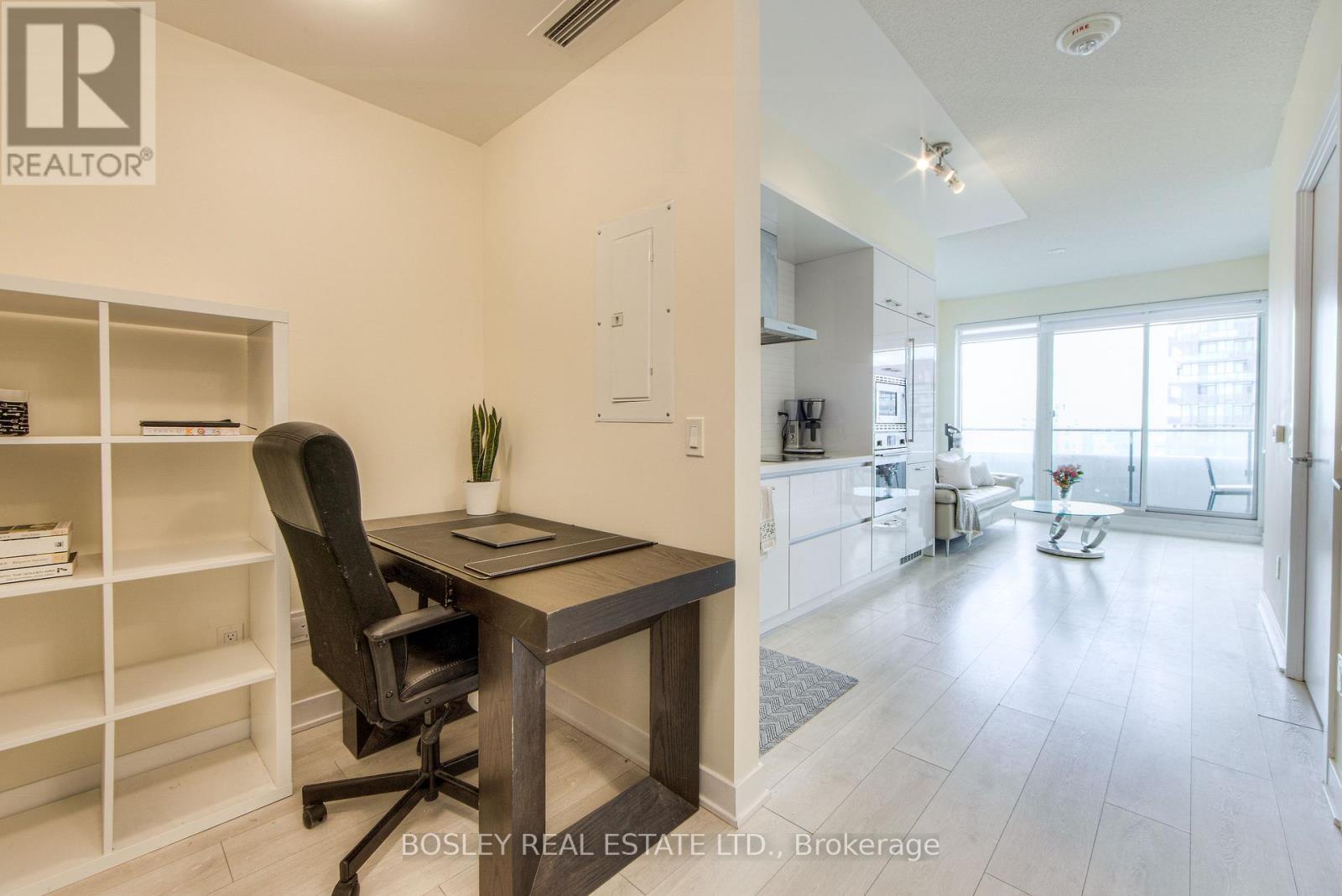 Photo 16 of 3110 2221 Yonge Street, Toronto ON
