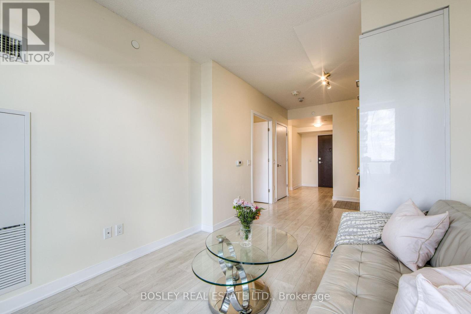 Photo 7 of 3110 2221 Yonge Street, Toronto ON