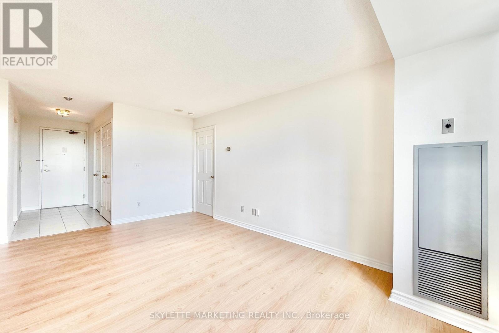 Photo 26 of 1109 5039 Finch Avenue E, Toronto ON