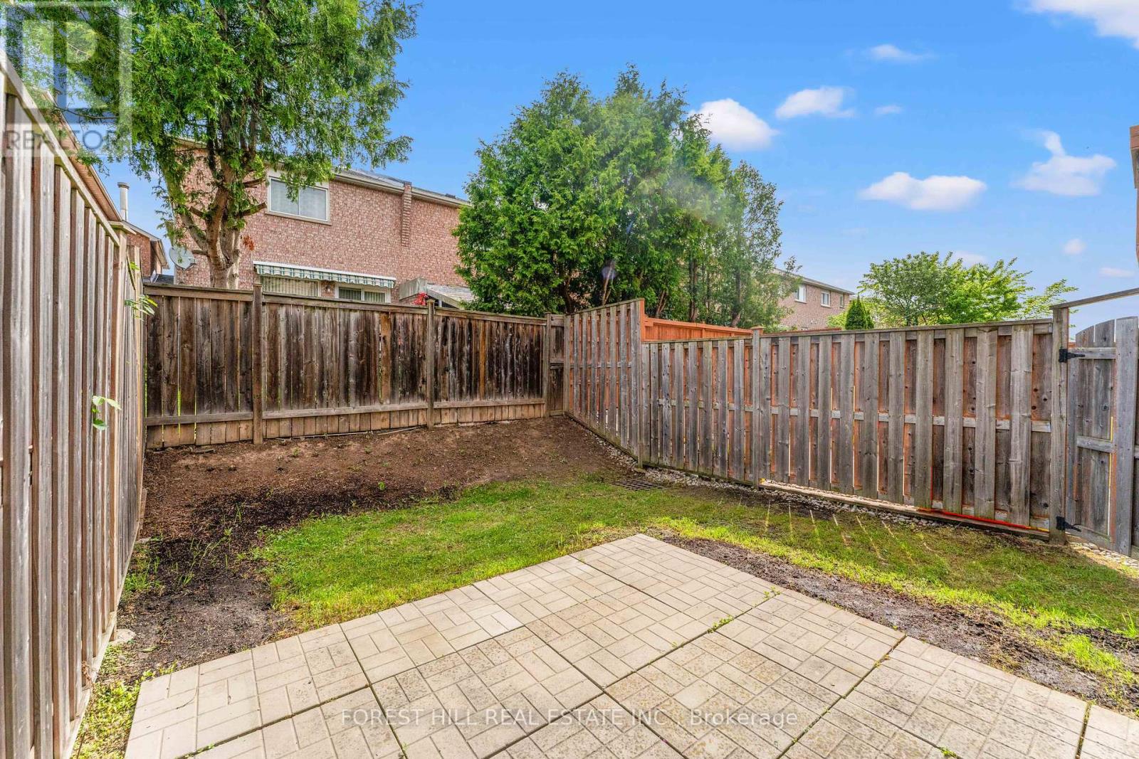 Photo 26 of 5817 Tiz Road, Mississauga ON