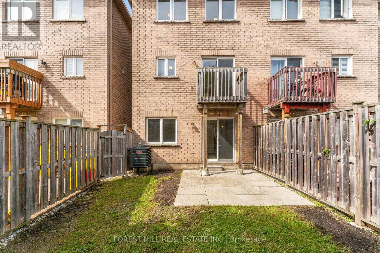 Photo 17 of 5817 Tiz Road, Mississauga ON