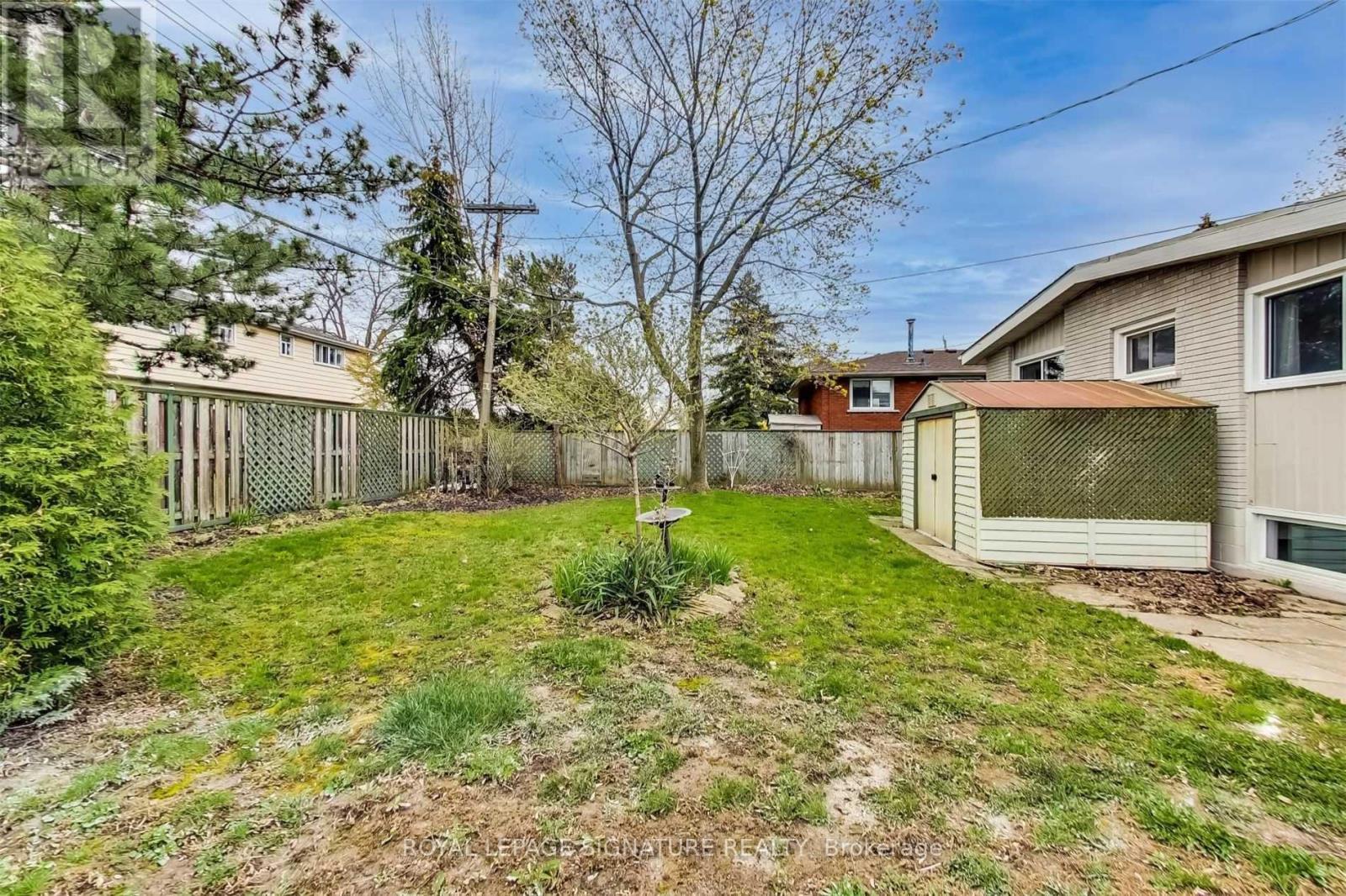 Photo 15 of Bst 95 Cardinal Drive, Hamilton ON