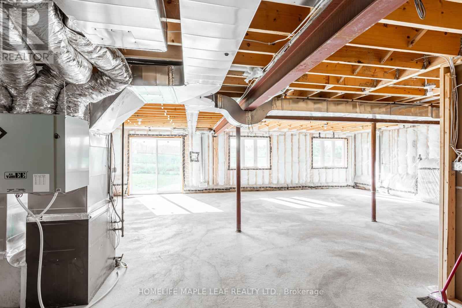 Photo 20 of 304 Hagan Street E, Southgate ON