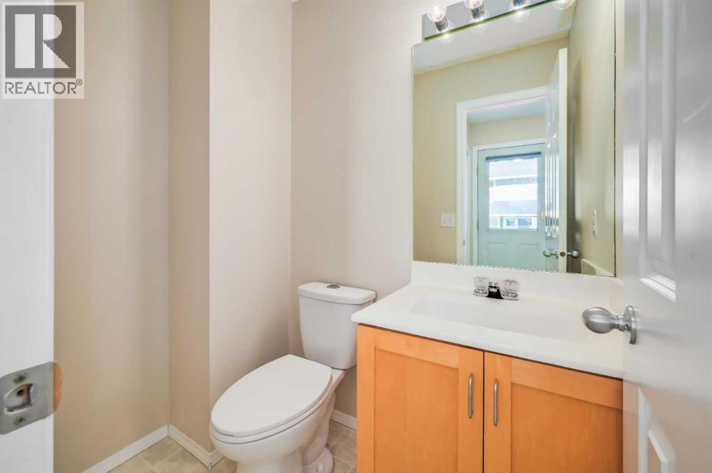 Single Family House for Sale in  Regal Park NE Renfrew Calgary 