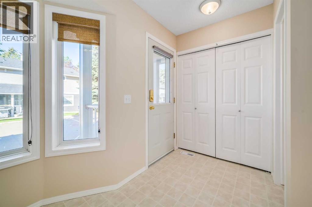 Single Family House for Sale in  Regal Park NE Renfrew Calgary 