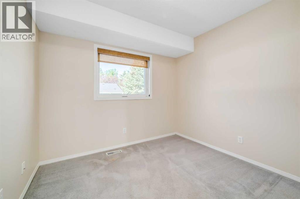 Single Family House for Sale in  Regal Park NE Renfrew Calgary 