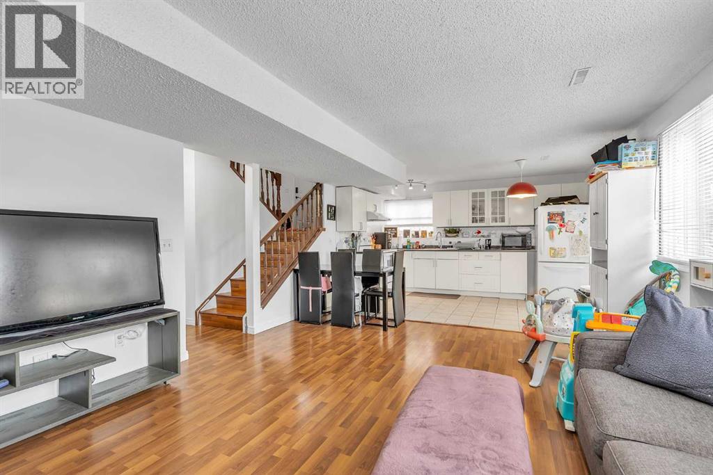 Single Family House Bi-level for Sale in   Huntley Close NE Huntington Hills Calgary 