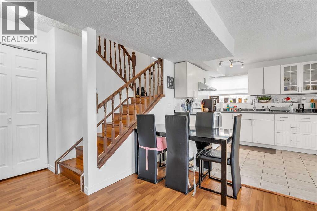 Single Family House Bi-level for Sale in   Huntley Close NE Huntington Hills Calgary 