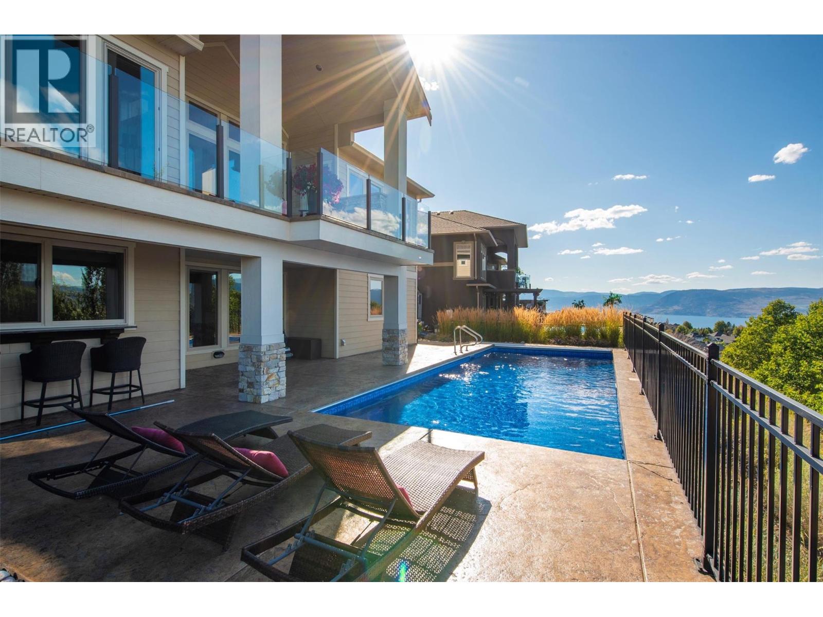  440 Lakepointe Drive, Kelowna