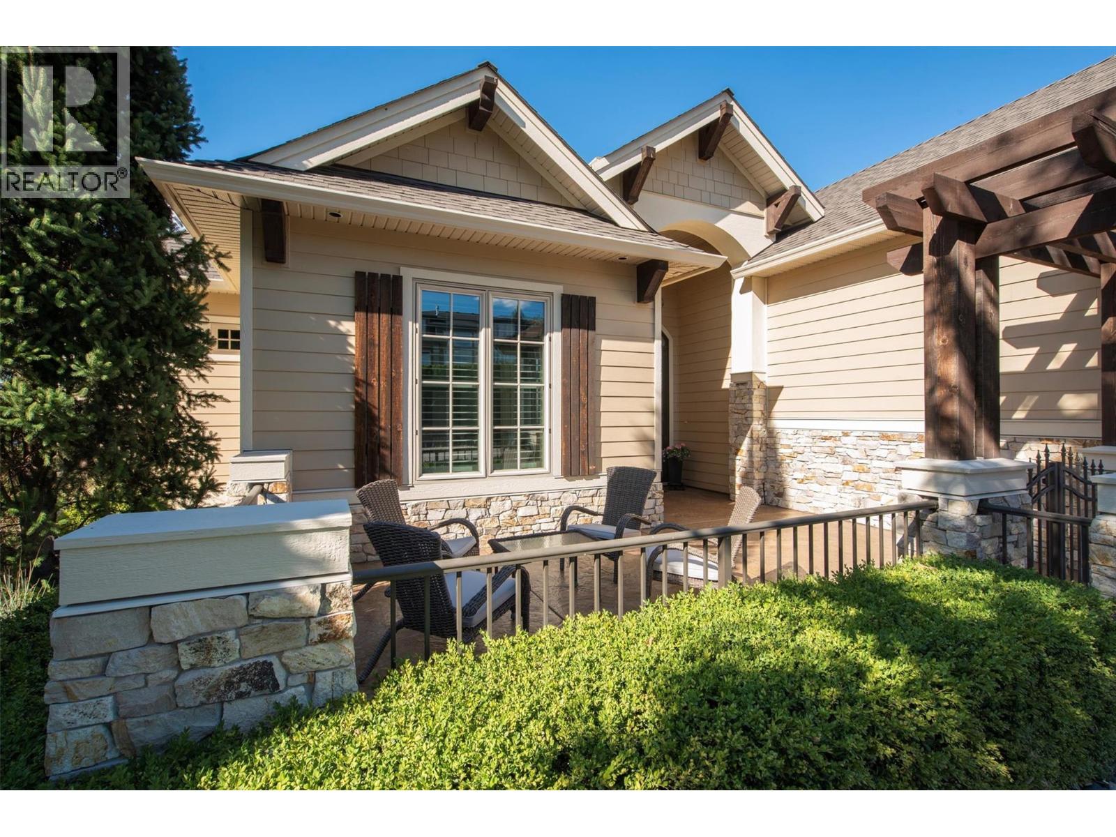 440 Lakepointe Drive, Kelowna
