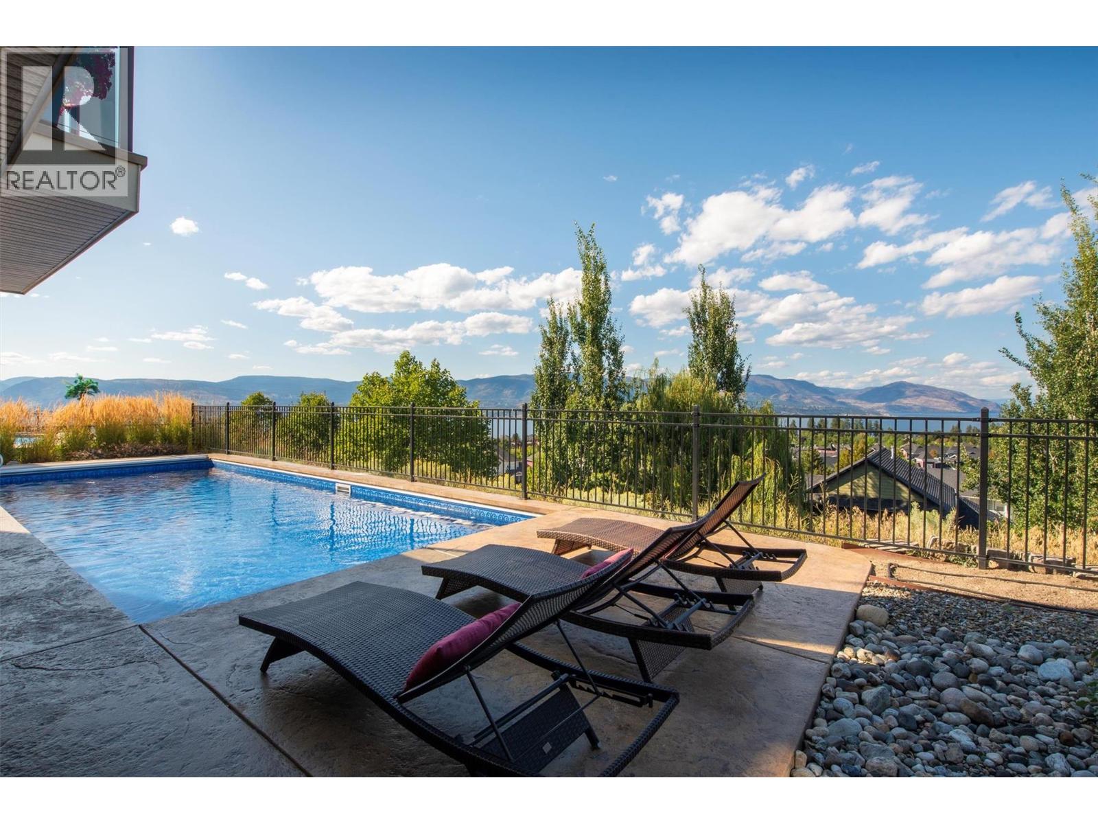  440 Lakepointe Drive, Kelowna