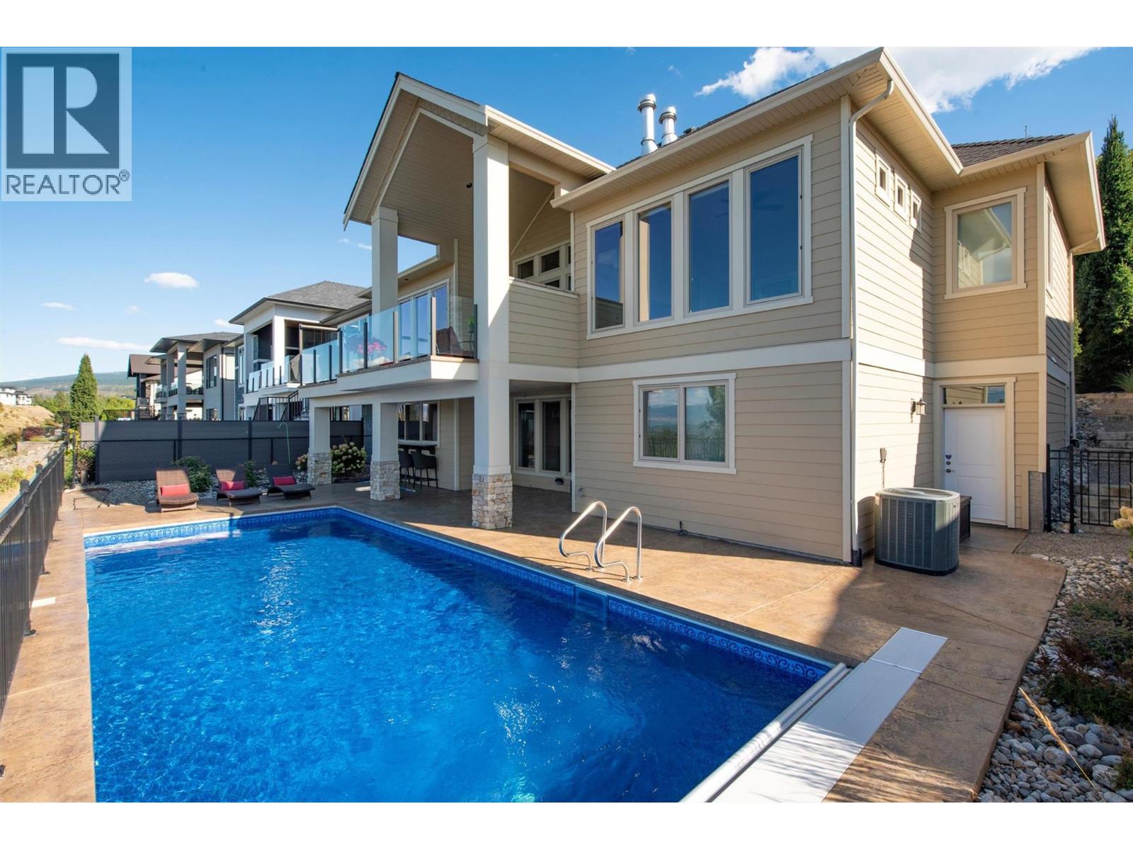  440 Lakepointe Drive, Kelowna