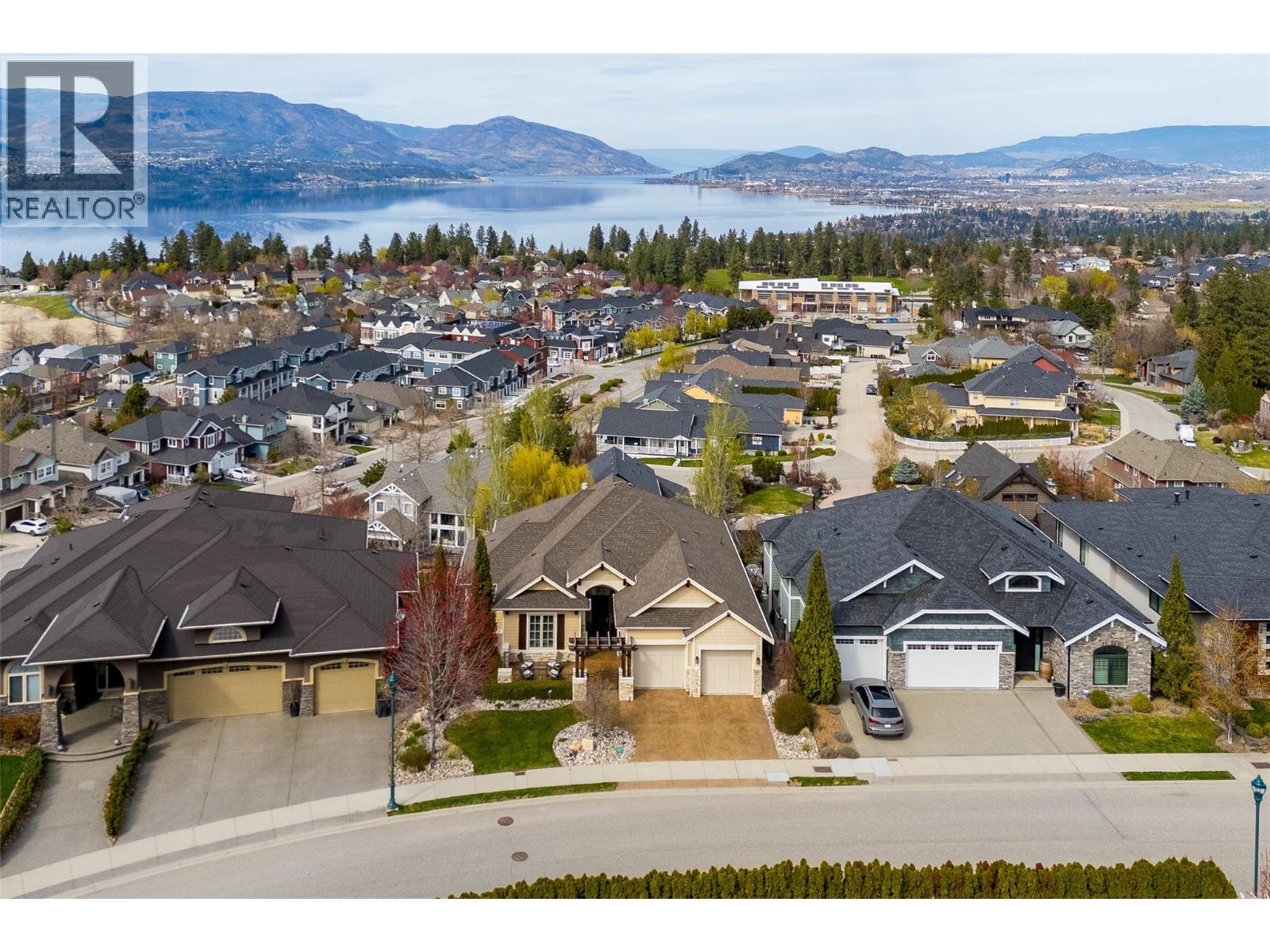  440 Lakepointe Drive, Kelowna