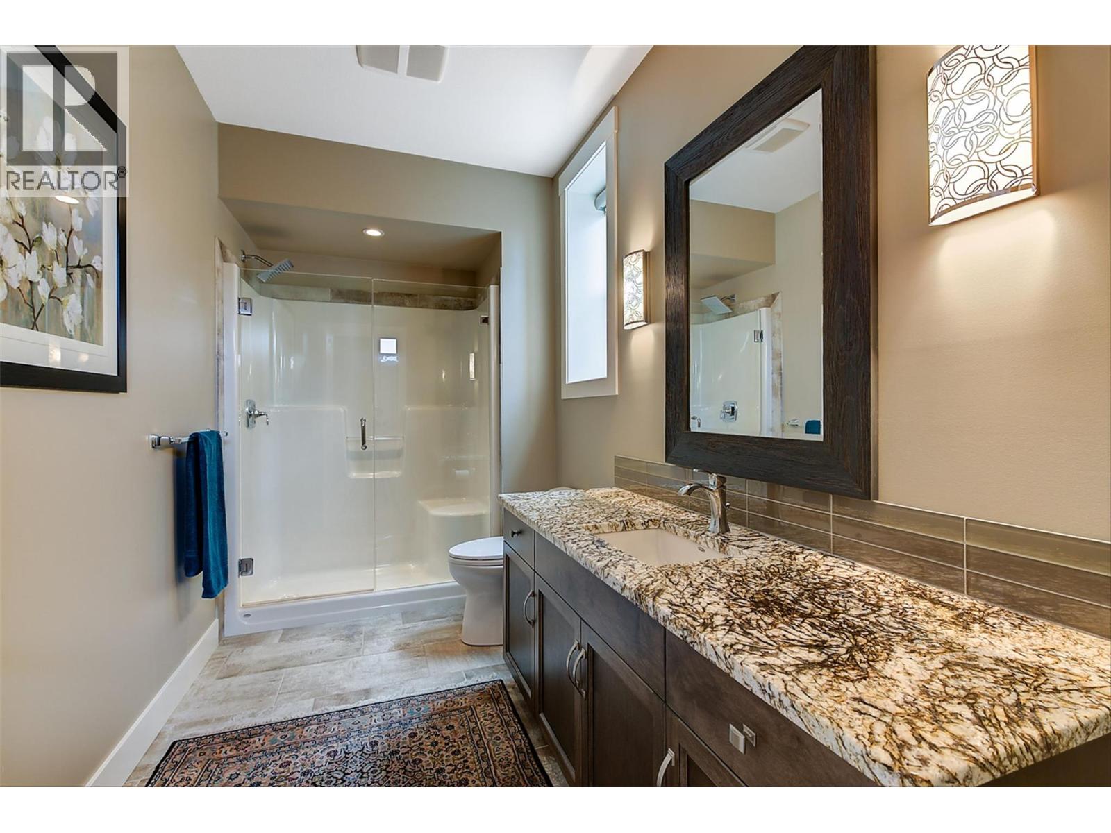 440 Lakepointe Drive, Kelowna