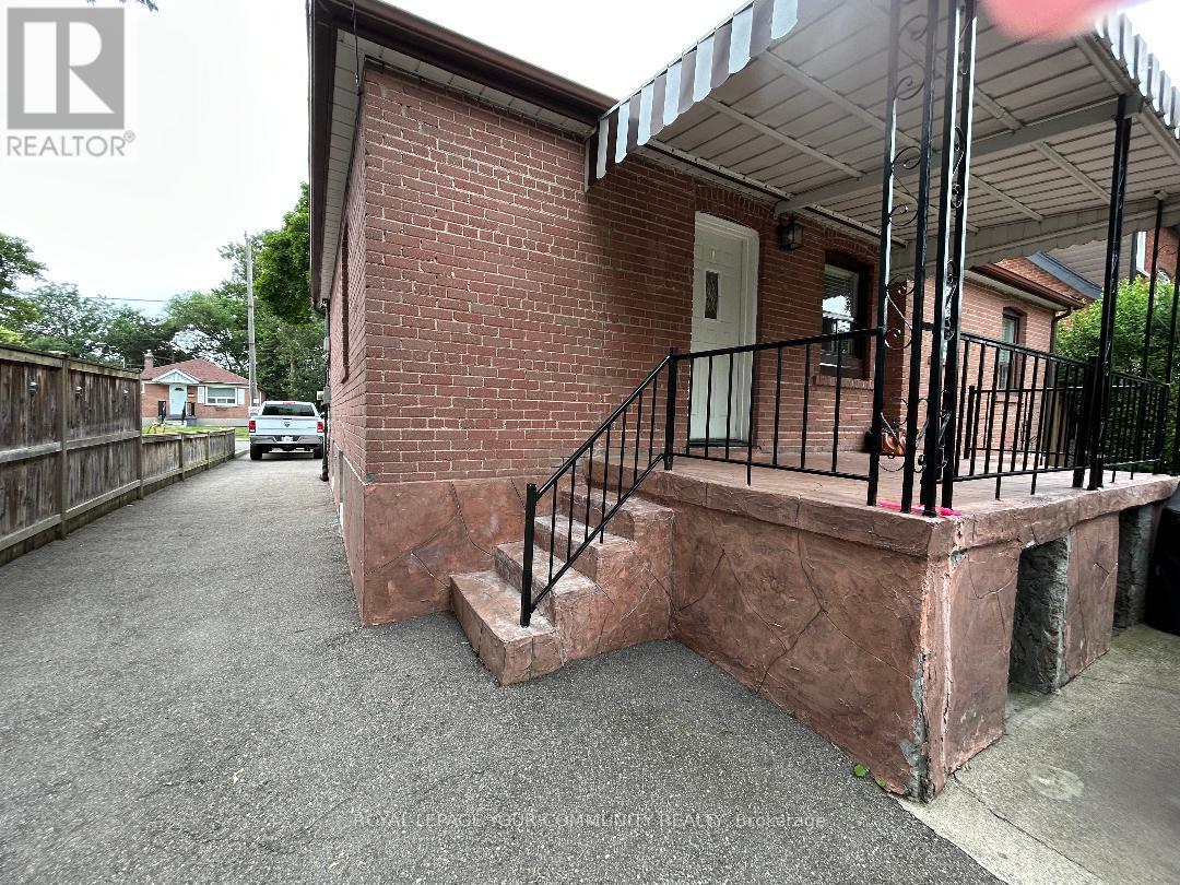 Photo 5 of Basement 49 Lockerbie Avenue, Toronto ON
