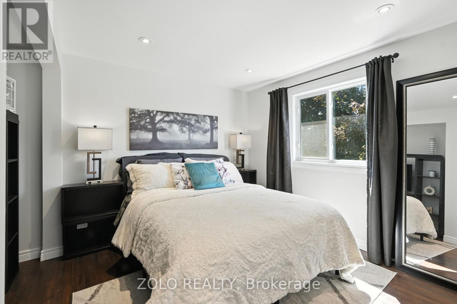 Photo 30 of 18 Fagan Drive, Halton Hills ON