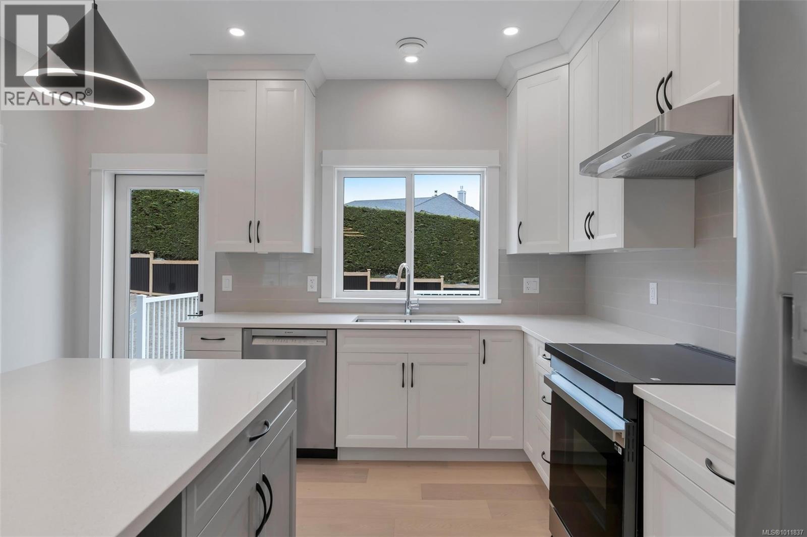  539 Bickford Way, Mill Bay