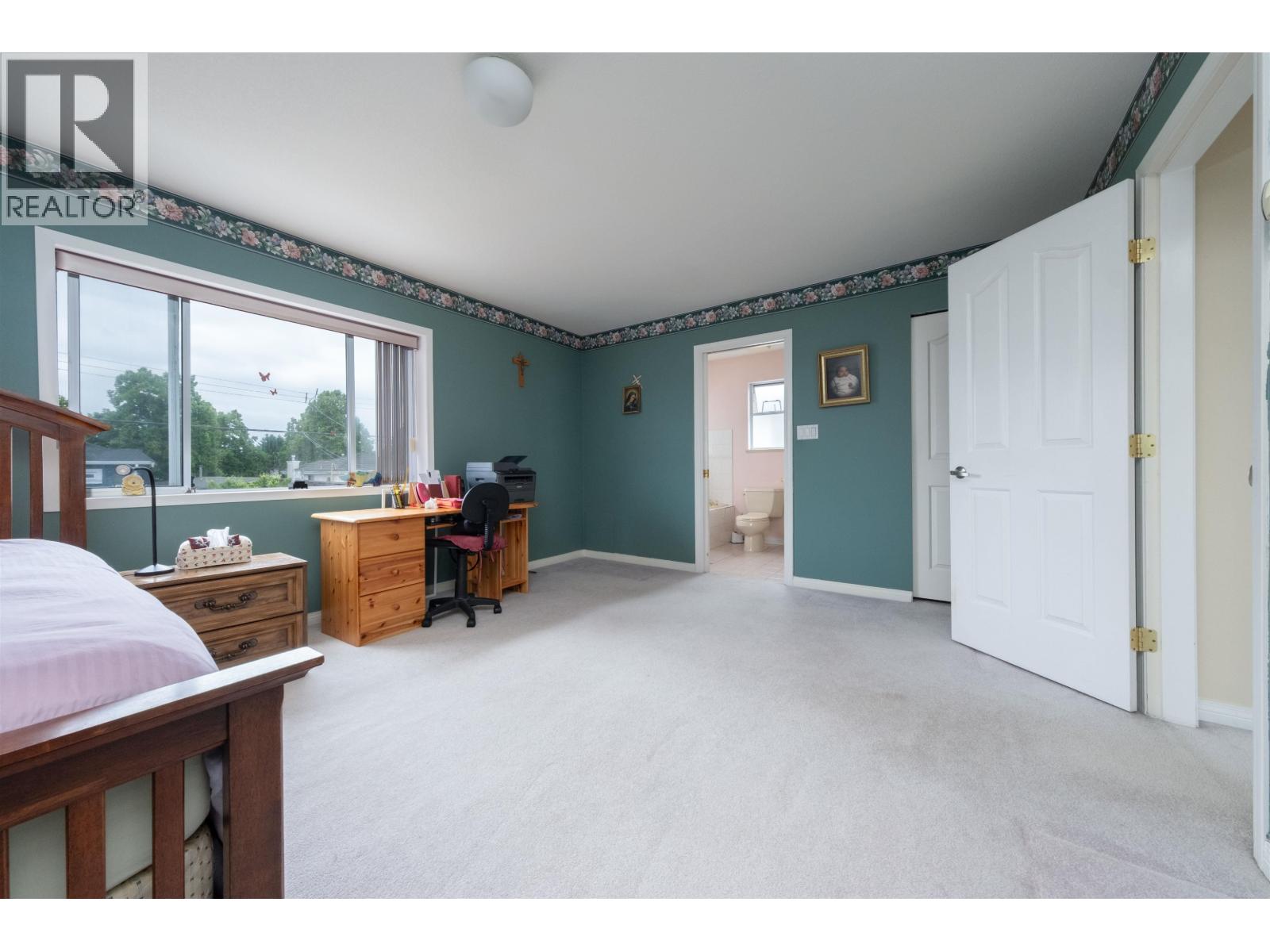 Photo 2 of 2680 E 46th Avenue, Vancouver BC