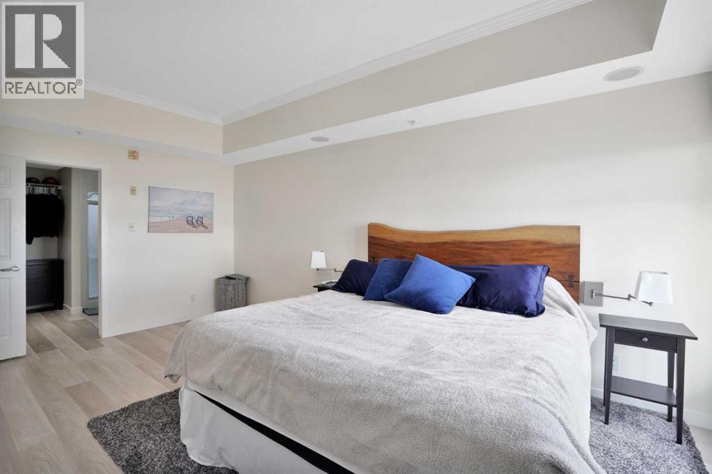 Photo 4 of 310 5100 Lakeshore Drive, Sylvan Lake AB