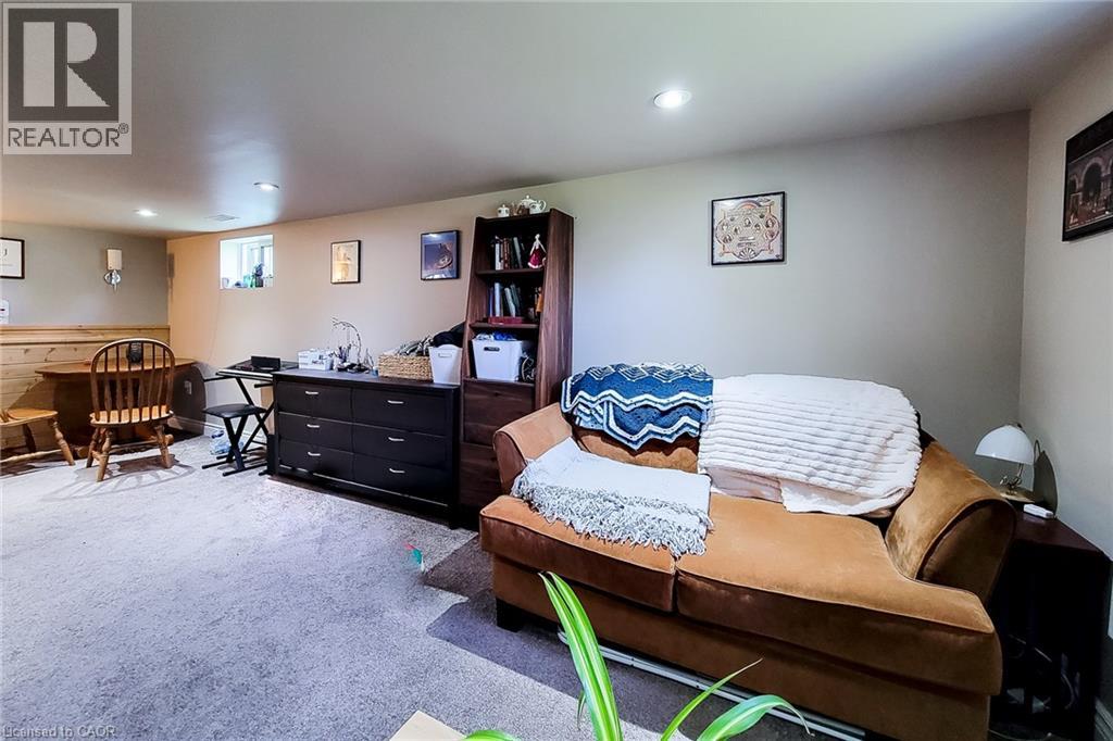 Photo 9 of 345 E Hawkridge Avenue E Unit Basement, Hamilton ON