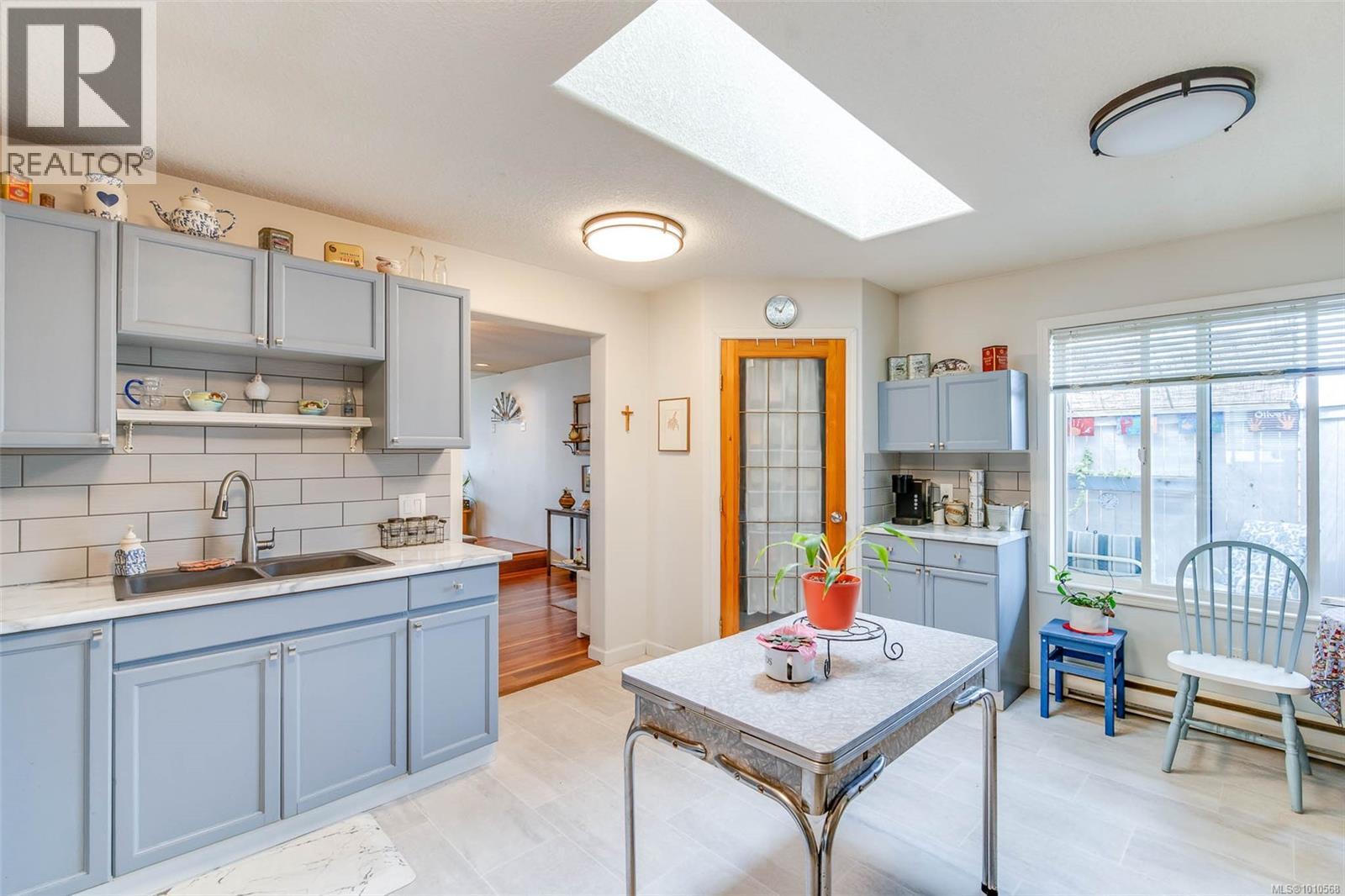 Photo 6 of 4711 Montrose St, Port Alberni BC