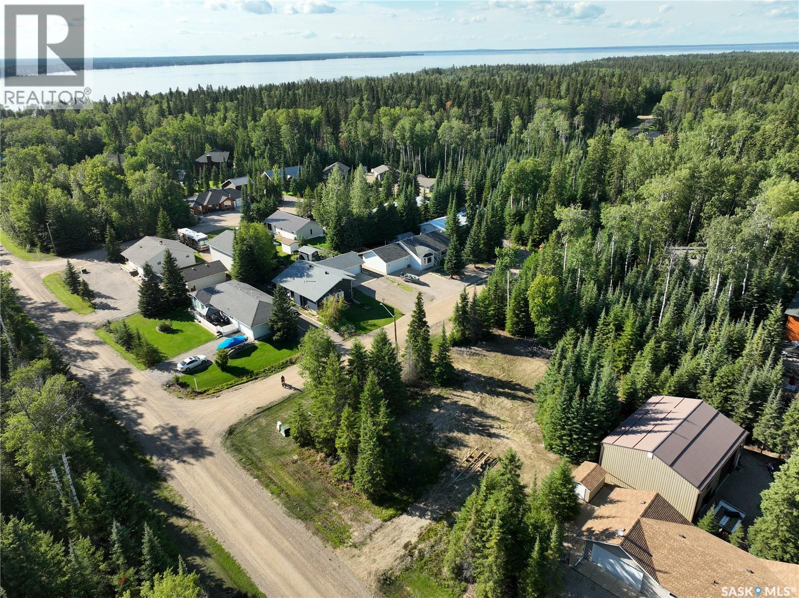 Photo 7 of 4 Falcon Place, Candle Lake SK