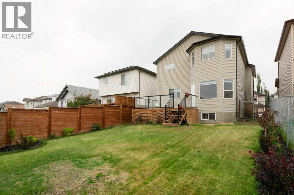 Single Family House for Sale in  Tuscarora Close NW Tuscany Calgary 