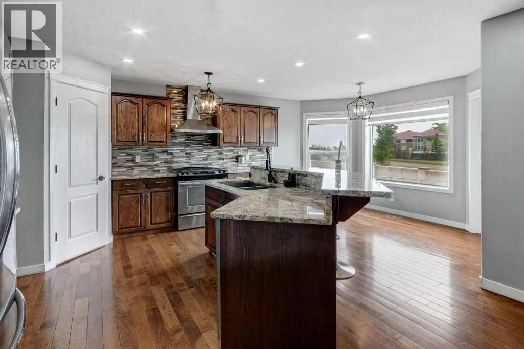 Single Family House for Sale in  Tuscarora Close NW Tuscany Calgary 