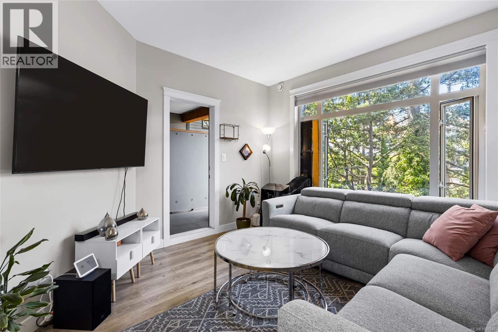 Photo 8 of 307 844 Goldstream Ave, Langford BC