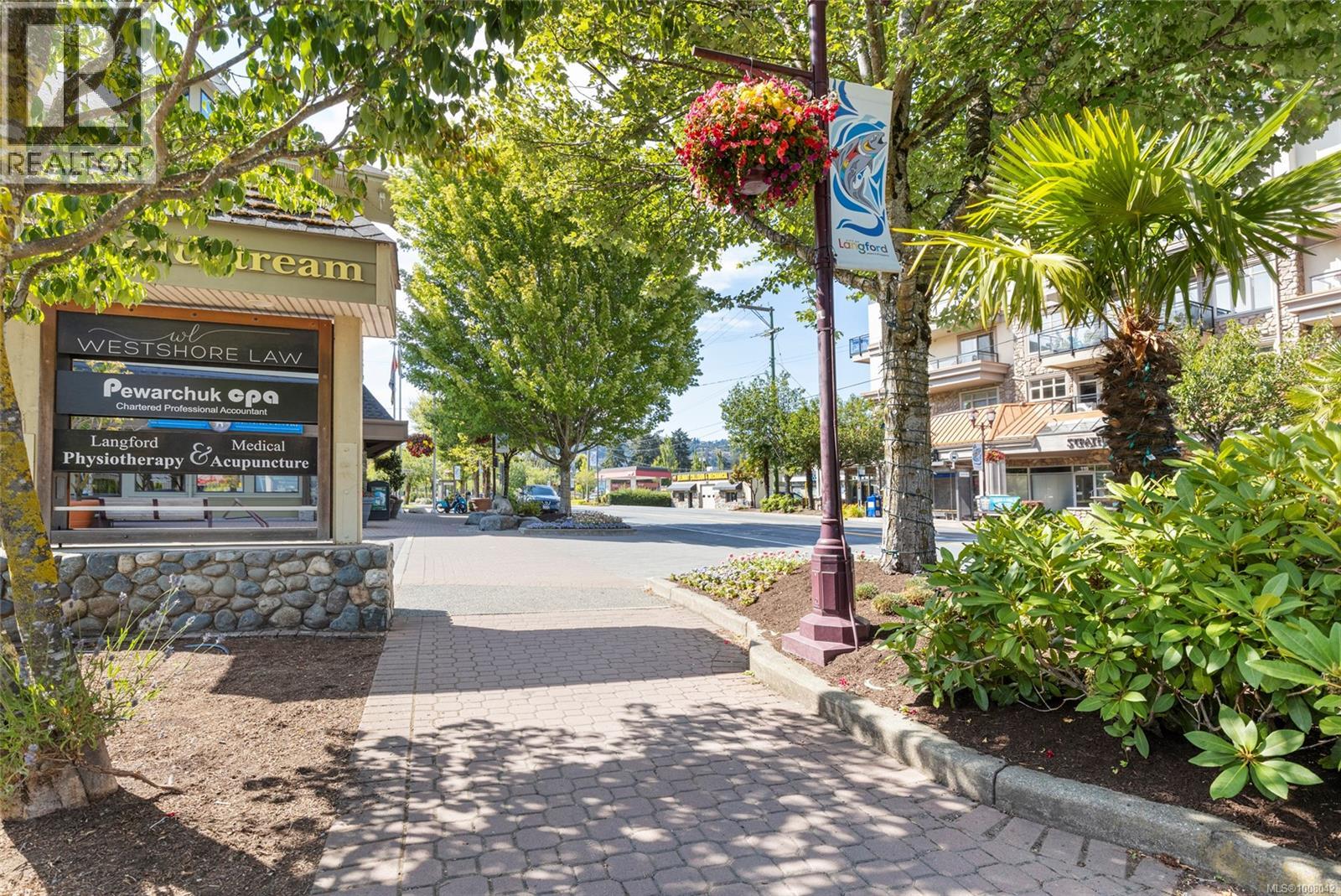 Photo 25 of 307 844 Goldstream Ave, Langford BC