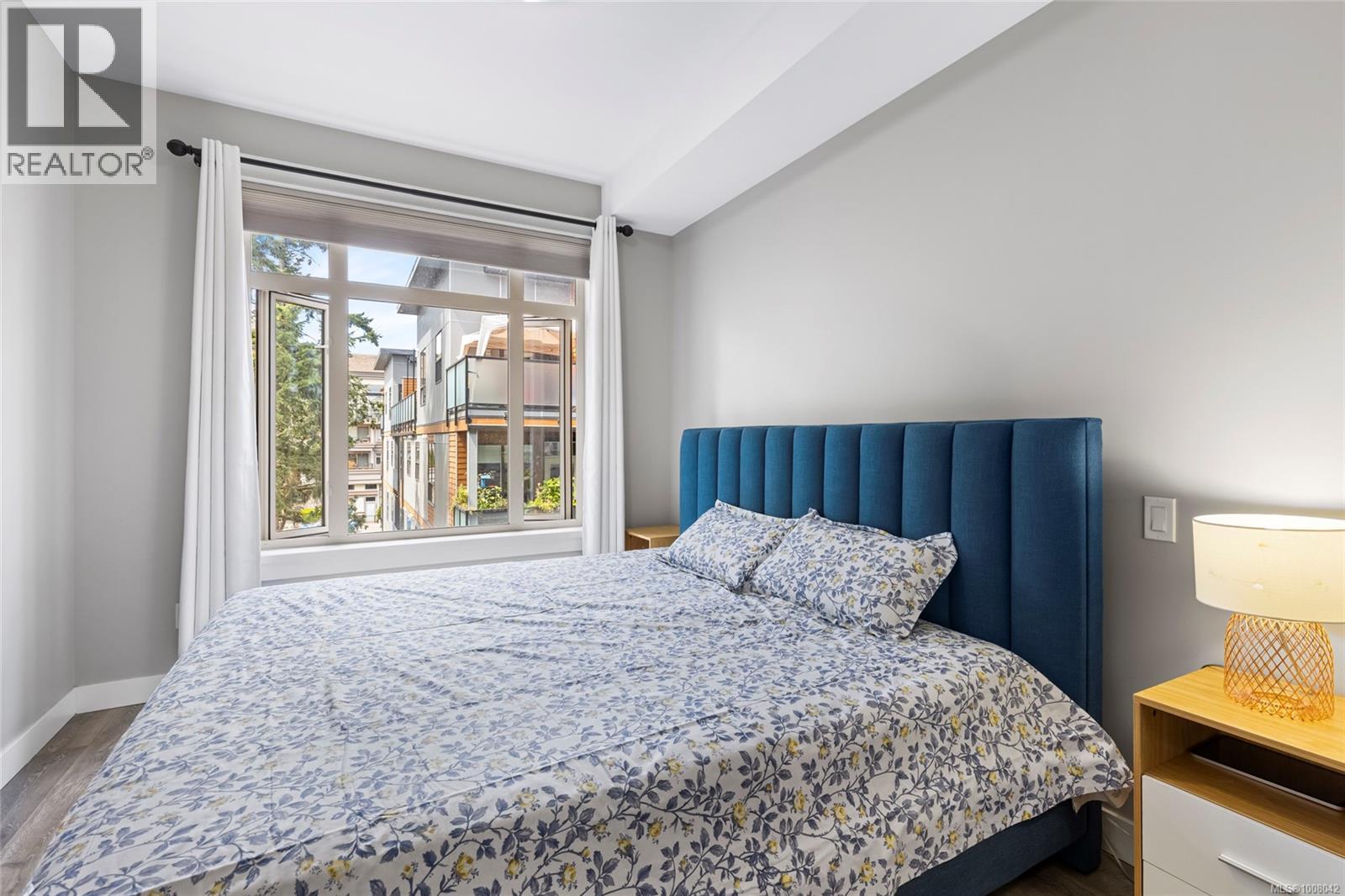 Photo 10 of 307 844 Goldstream Ave, Langford BC