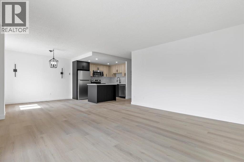 Single Family House for Sale in    Avenue SW Beltline Calgary 