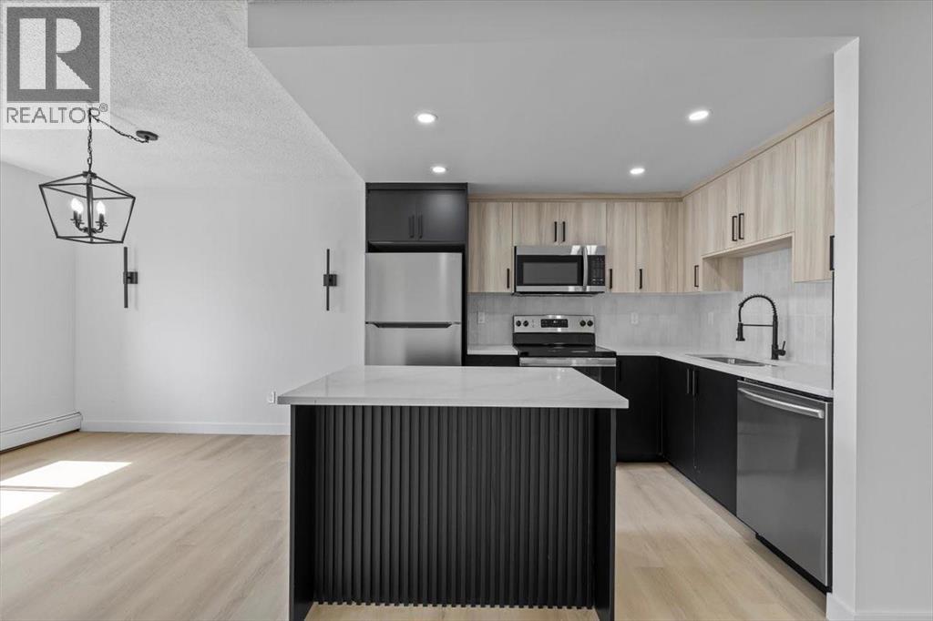 Single Family House for Sale in    Avenue SW Beltline Calgary 