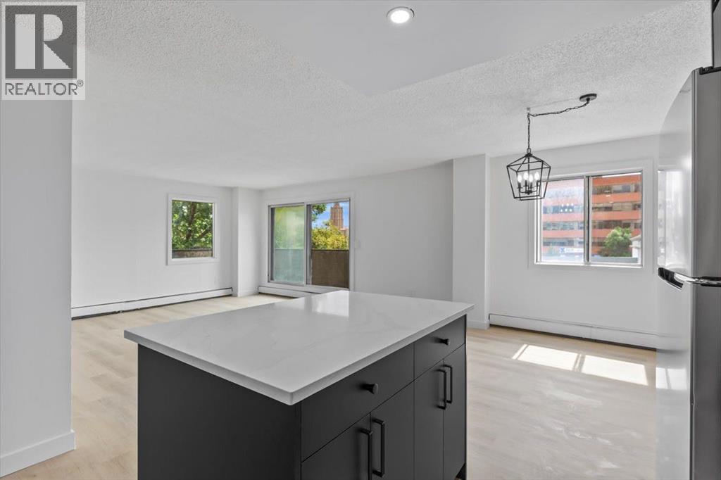 Single Family House for Sale in    Avenue SW Beltline Calgary 