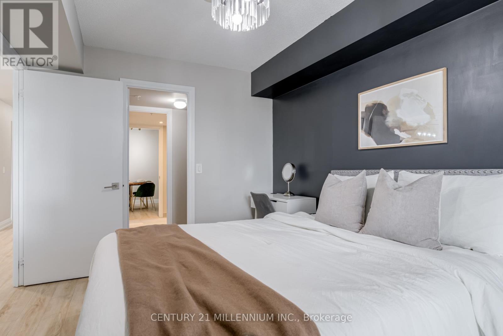 Photo 17 of 513 565 Wilson Avenue, Toronto ON