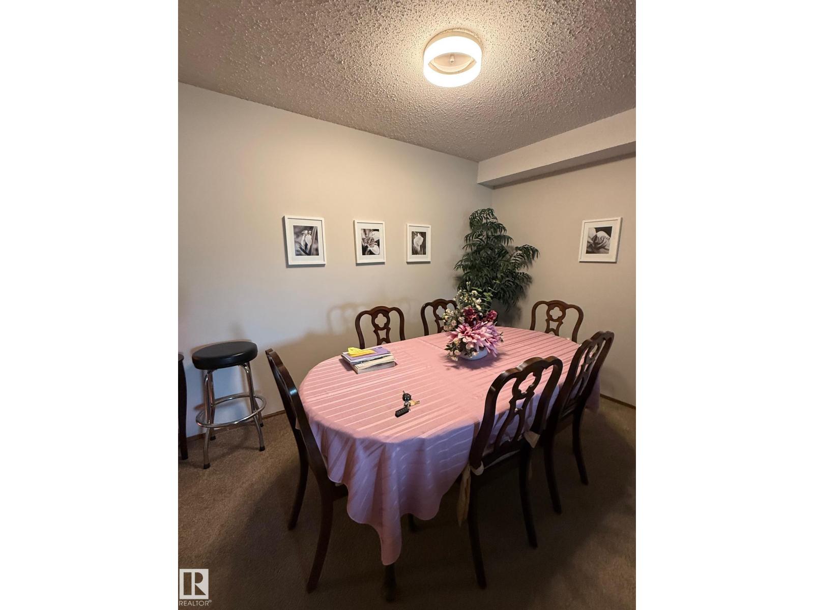 Photo 37 of 105 6212 180 St Nw, Edmonton AB