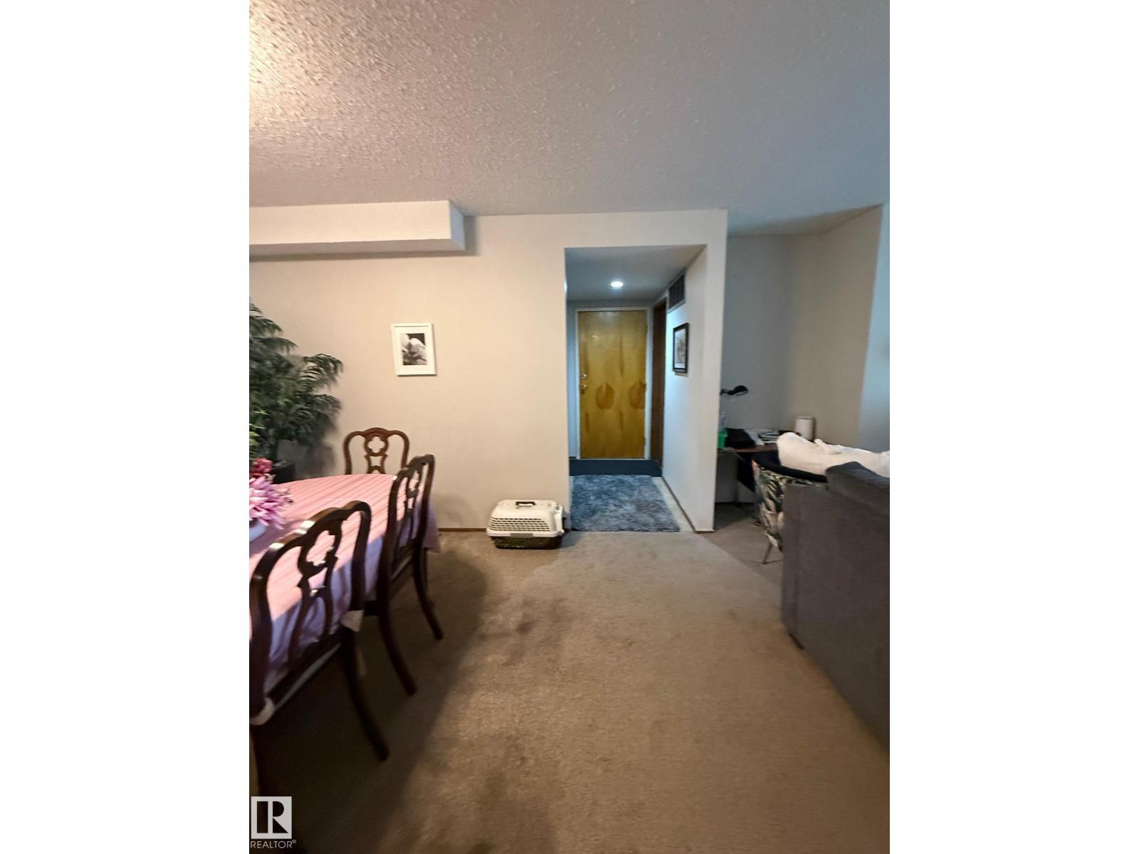 Photo 38 of 105 6212 180 St Nw, Edmonton AB