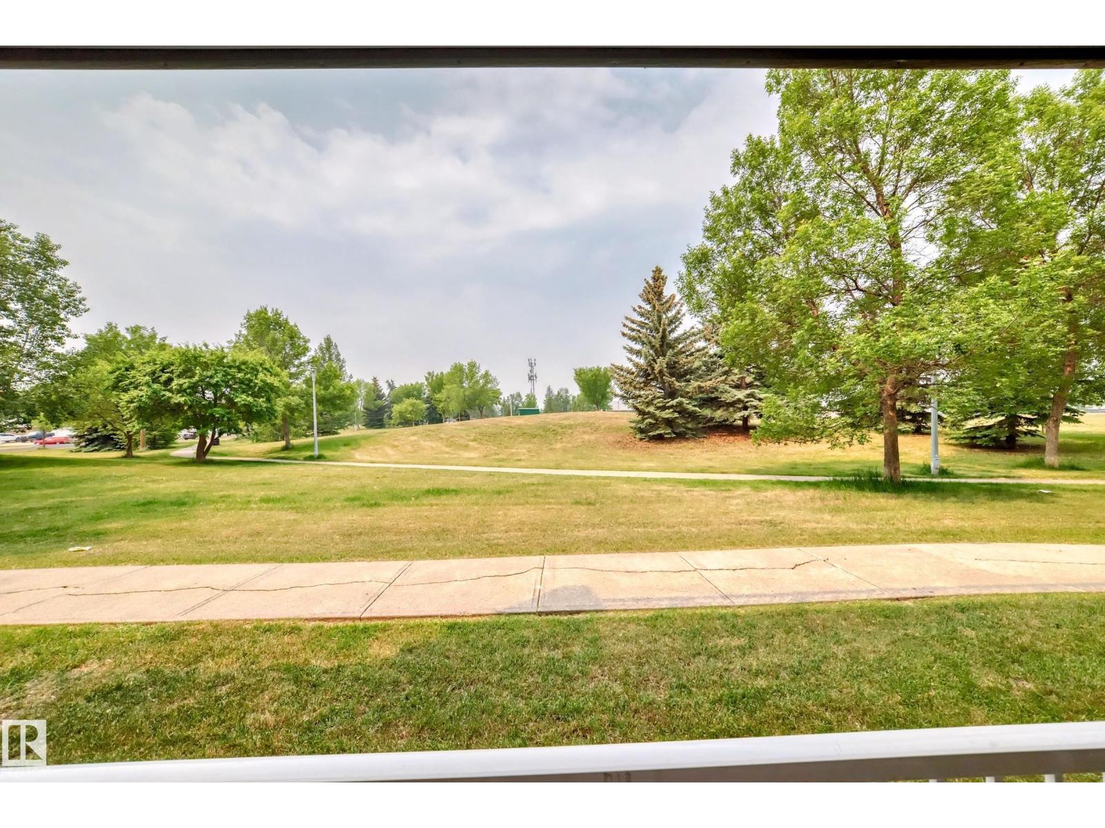 Photo 21 of 105 6212 180 St Nw, Edmonton AB