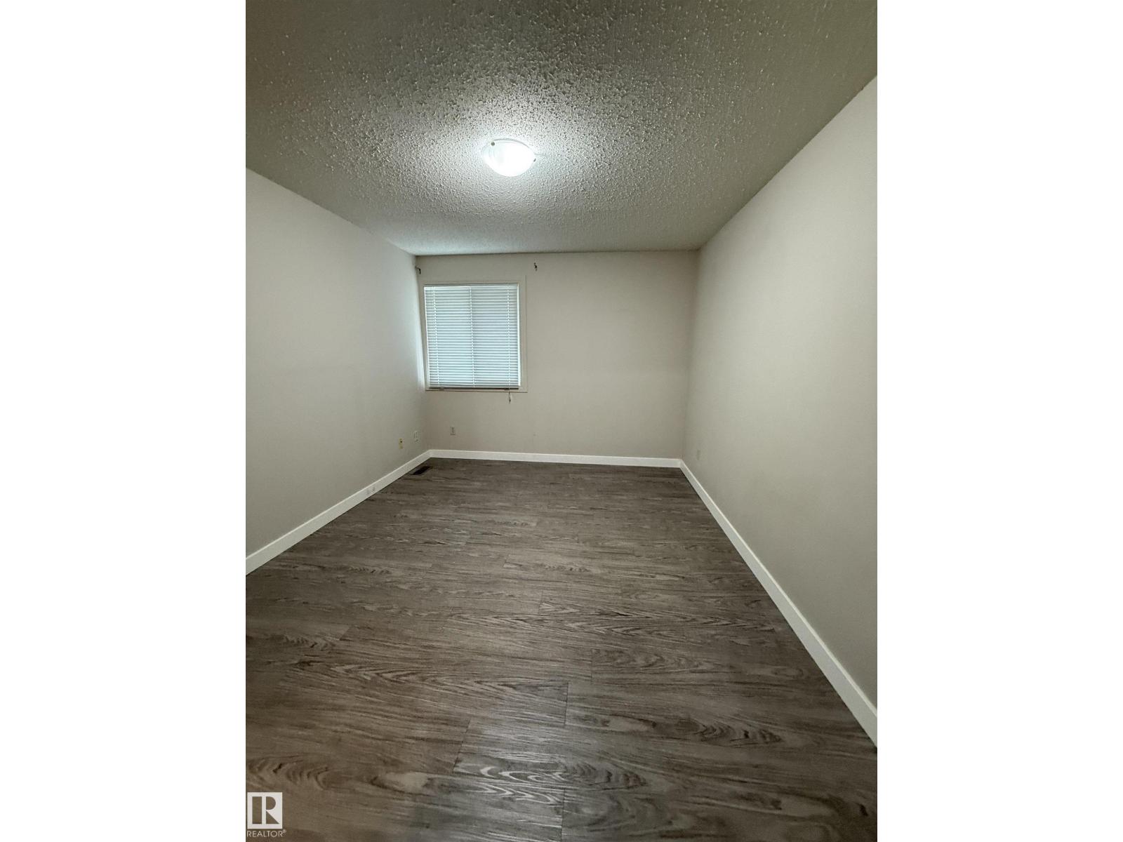 Photo 54 of 105 6212 180 St Nw, Edmonton AB