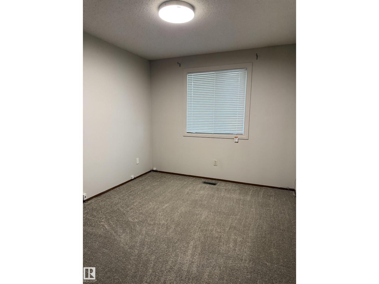 Photo 50 of 105 6212 180 St Nw, Edmonton AB