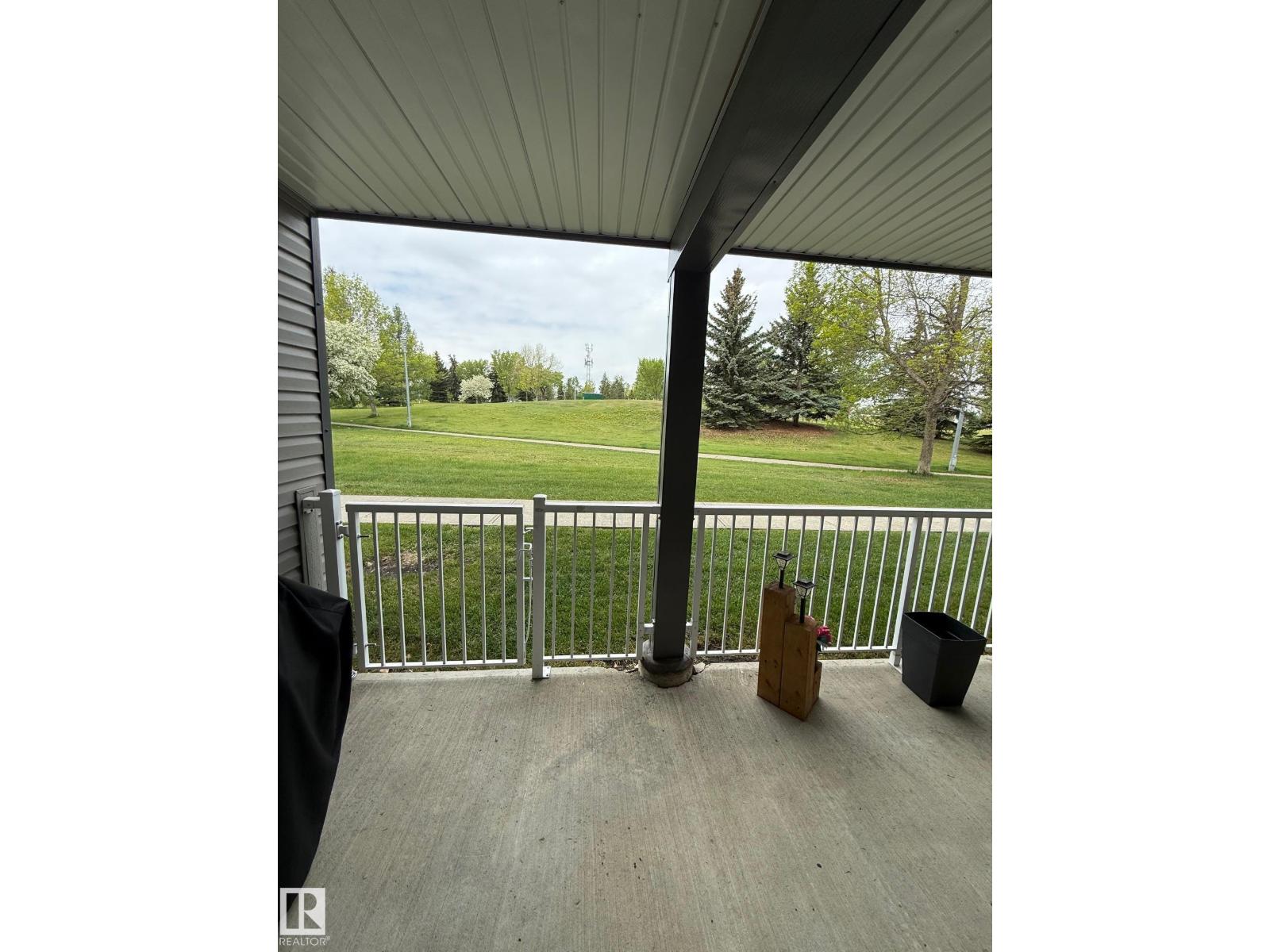 Photo 48 of 105 6212 180 St Nw, Edmonton AB