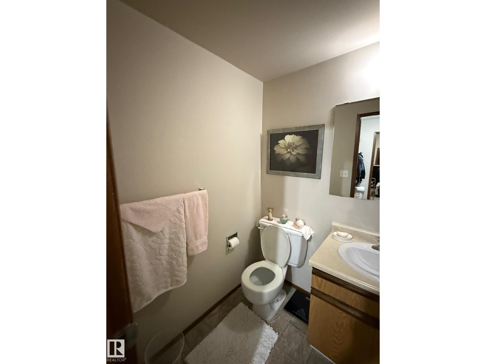Photo 45 of 105 6212 180 St Nw, Edmonton AB