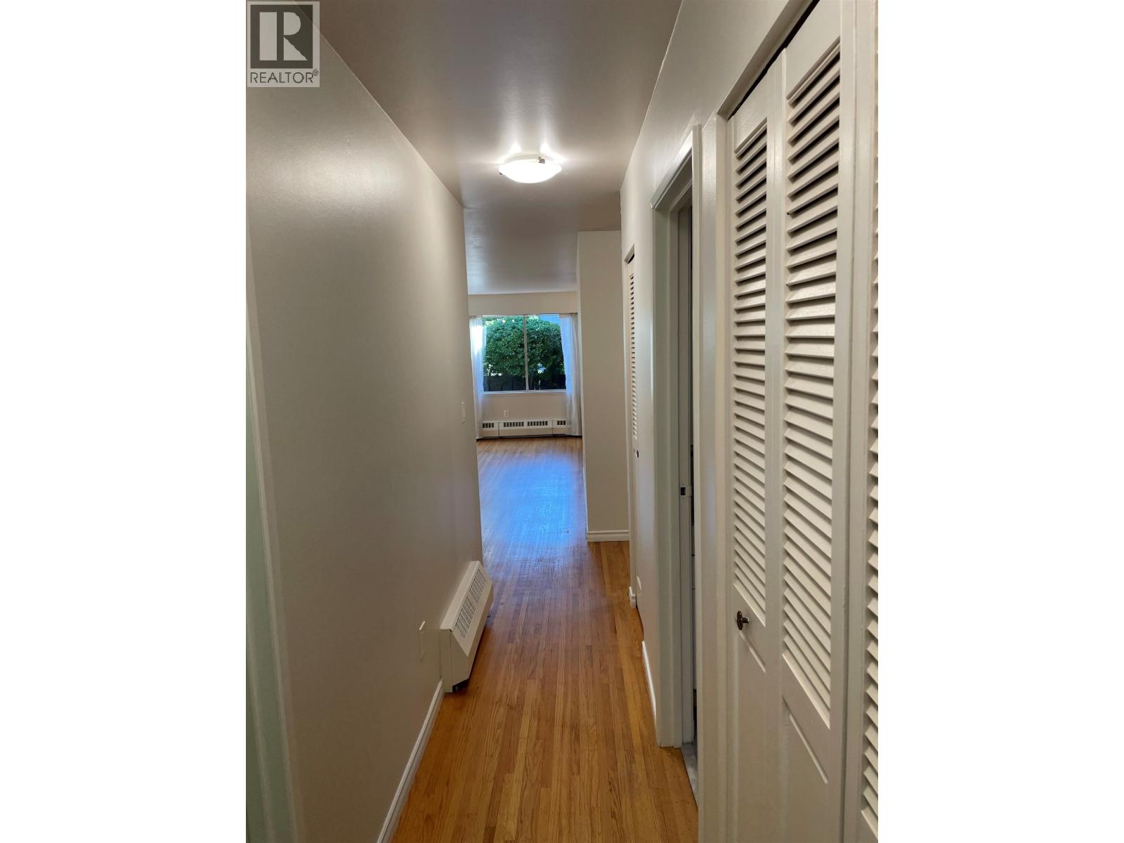 801 235 KEITH ROAD, West Vancouver