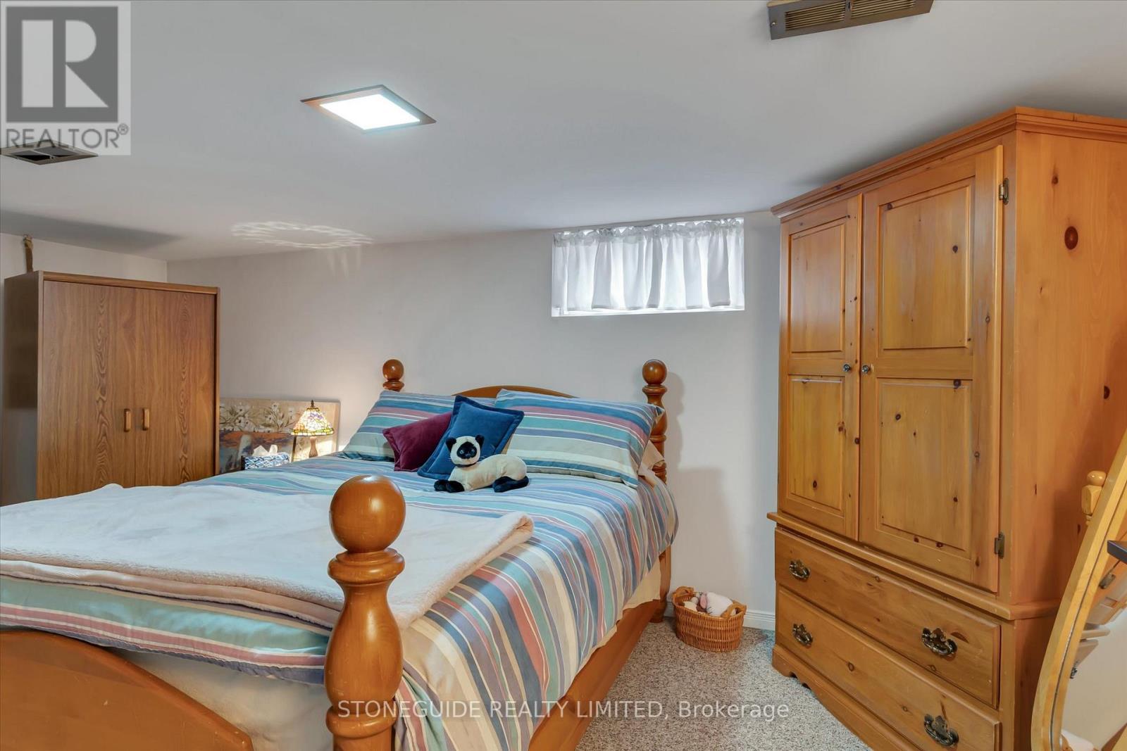 Photo 19 of 687 Orpington Road, Peterborough ON