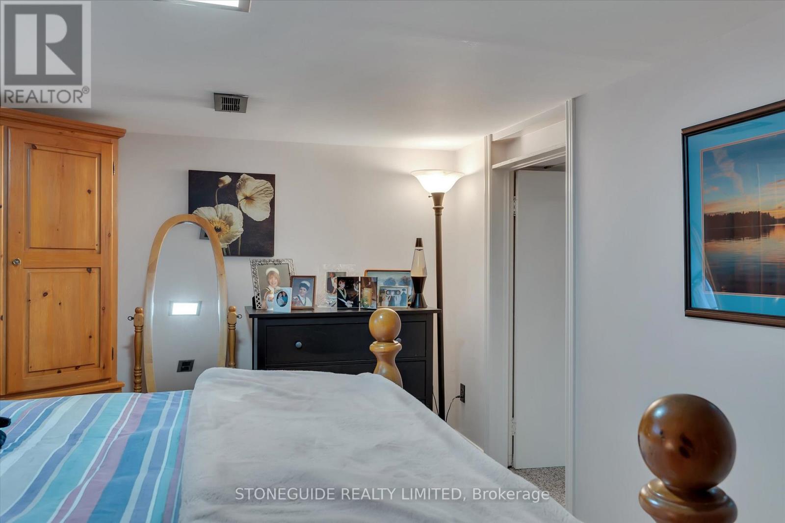 Photo 9 of 687 Orpington Road, Peterborough ON