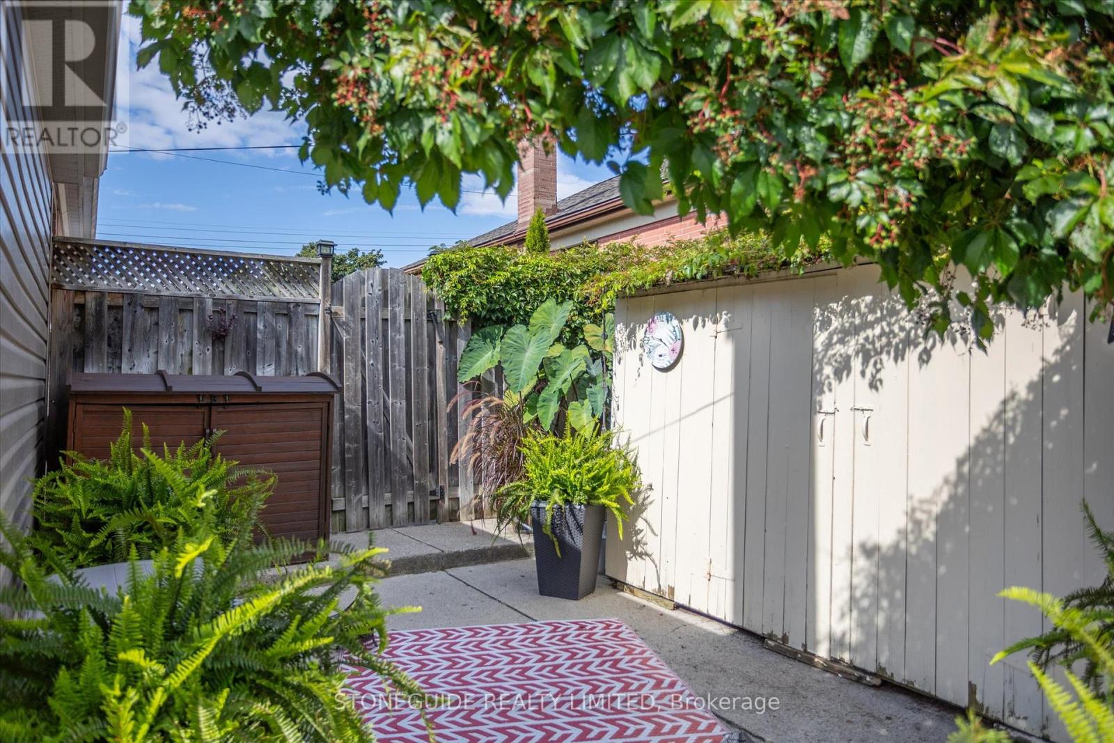 Photo 18 of 687 Orpington Road, Peterborough ON