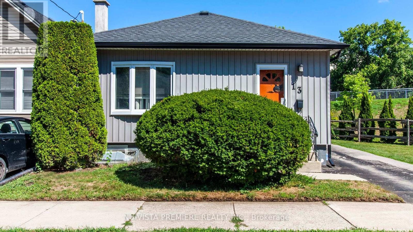 Photo 18 of 13 Empress Avenue, London North ON